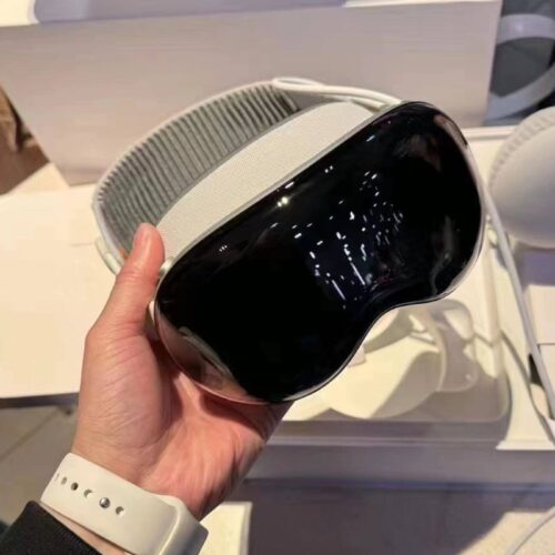 Apple Vision Pro (MOQ: 10 pieces)