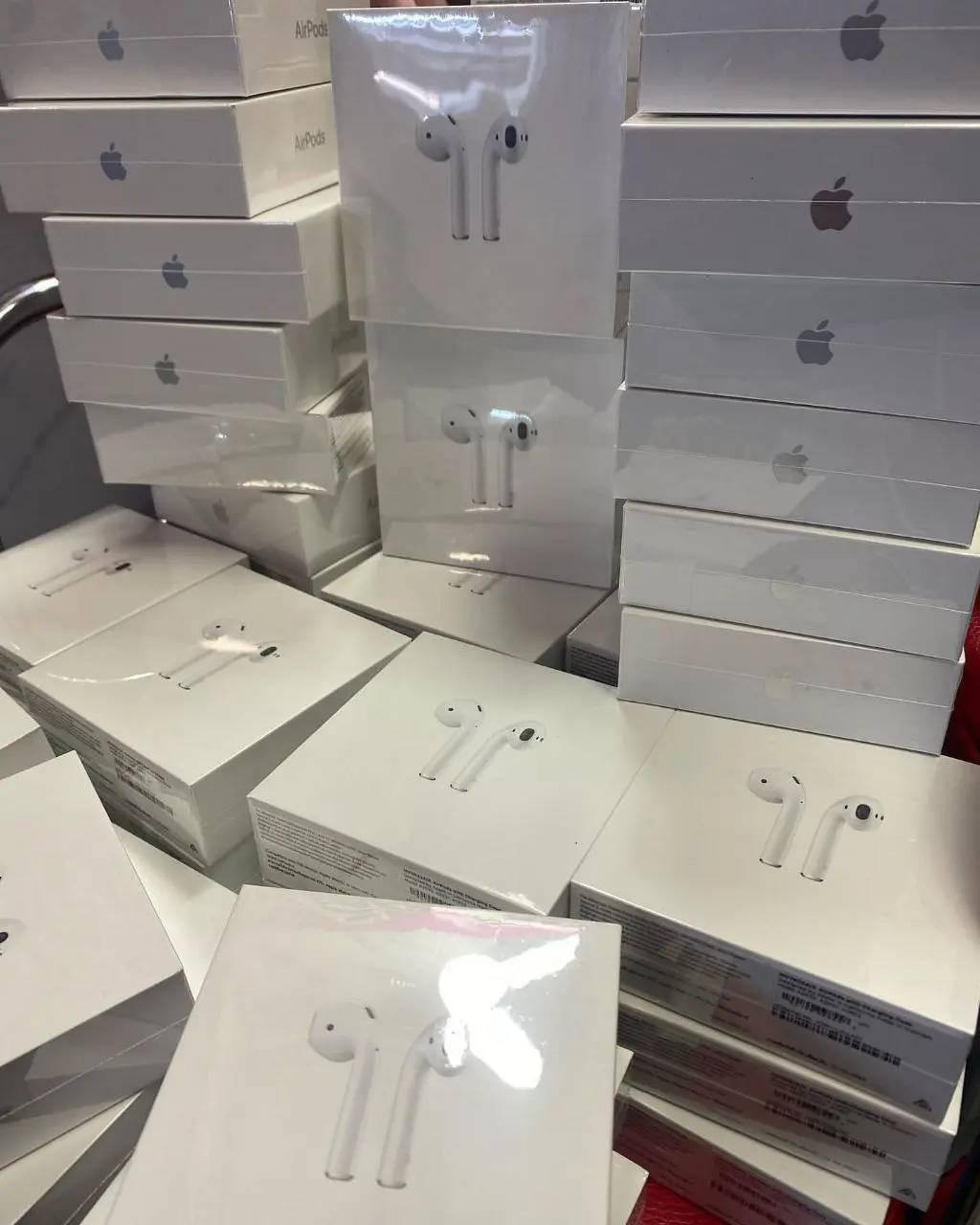 AirPods 2nd Generation (MOQ: 10 Pcs) - Image 2