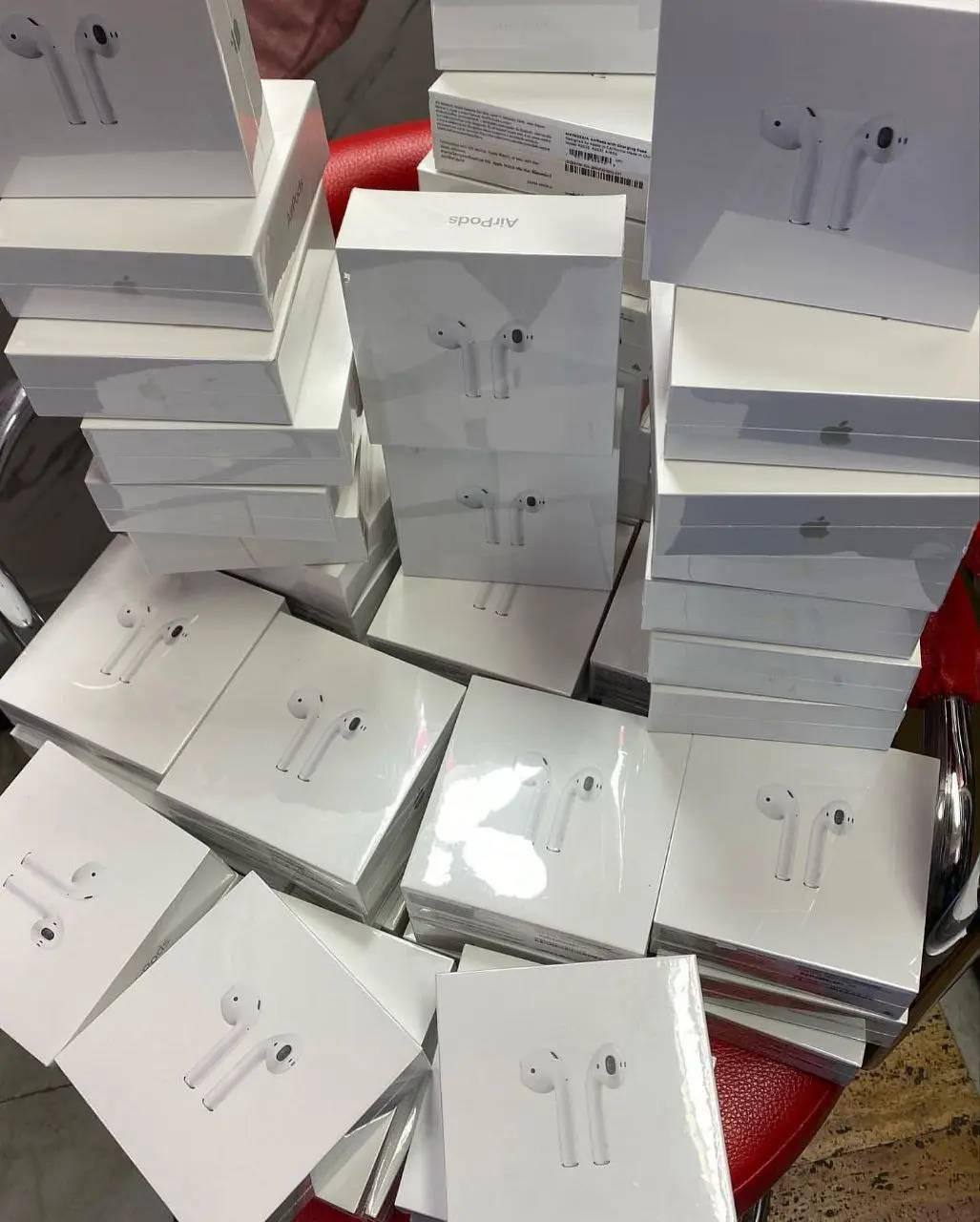AirPods 2nd Generation (MOQ: 10 Pcs) - Image 3