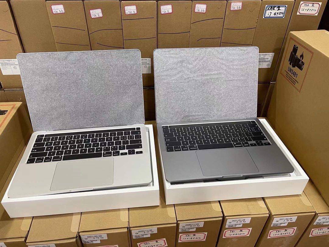 MacBook Pro 13.3-inch wholesale USA brand new