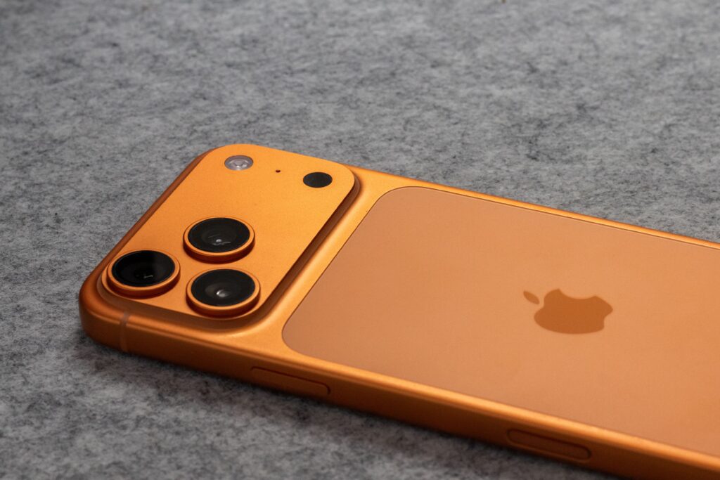 iPhone wholesale supplier