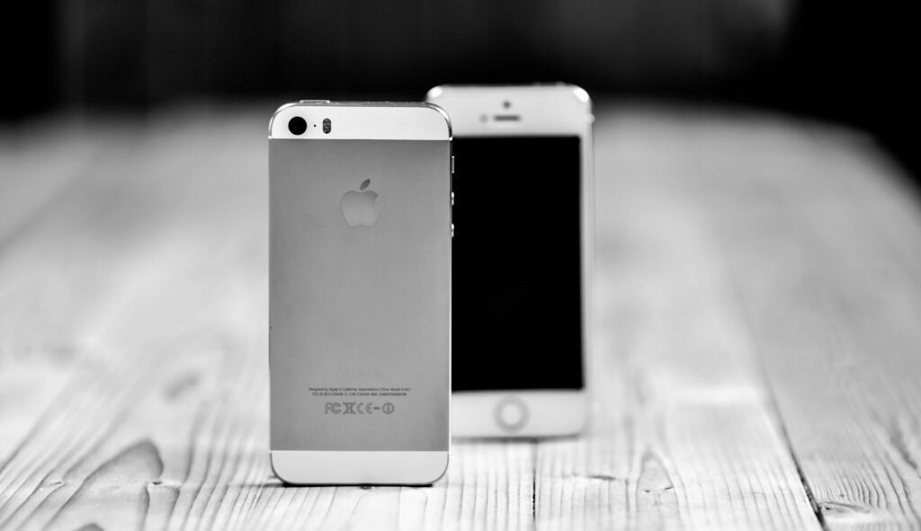 iPhone wholesale supplier